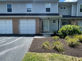 106 Fawn Rdg N, Harrisburg, PA 17110