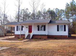 1009 Laurel Rd E, Greenwood, SC 29649