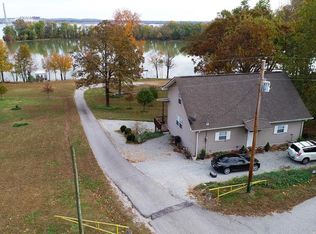 289 Sales Landing Cir, Camden, TN 38320