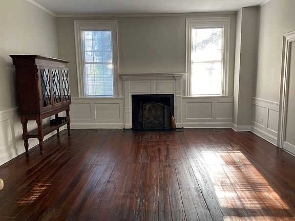 5th image of 204 S Bragg St #101