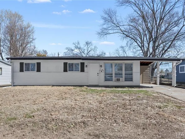 1710 Kay Dr, Florissant, MO 63031