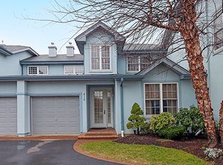 610 Bardini Dr, Melville, NY 11747