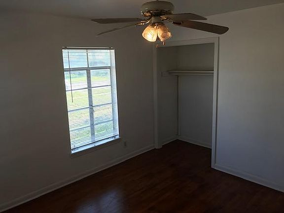 5th image of 415 Rosemont Dr