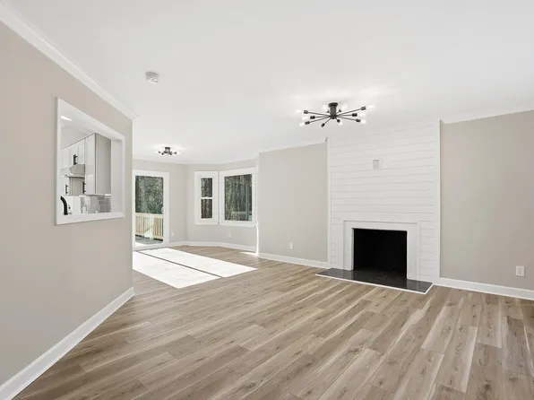 2600 New Oxford Dr, Apex, NC 27539