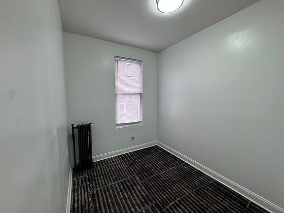 2nd image of 112 Westover Pl #2