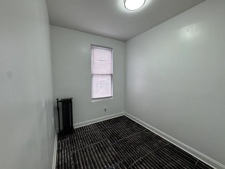 112 Westover Pl #2 — Photo 2