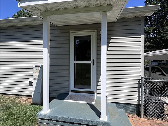 4th image of 1720 N Davis Ave
