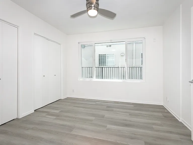 1010 S Bedford St #103 — Photo 10