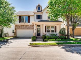 2221 Grizzly Run Ln, Euless, TX 76039