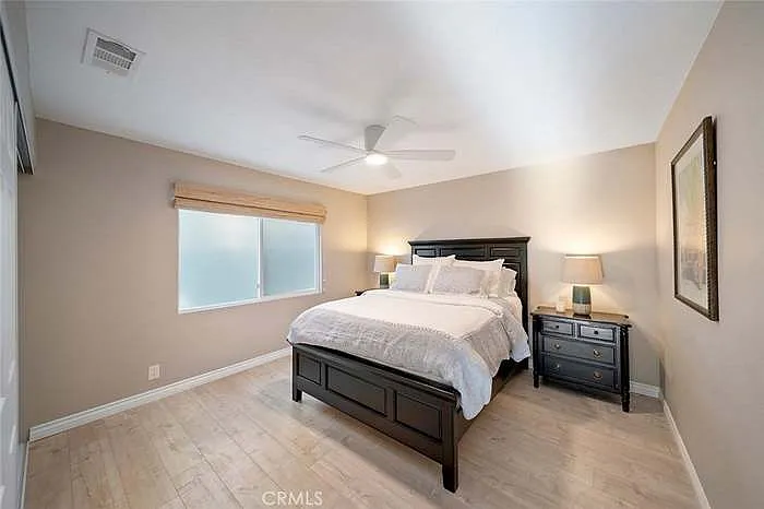 3217 Montana Ave — Photo 3