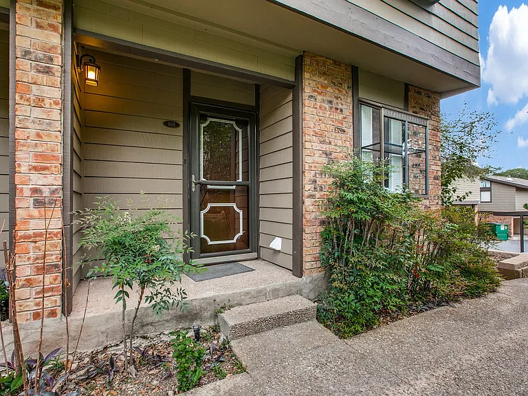 11815 Vance Jackson Rd #606 — Photo 11
