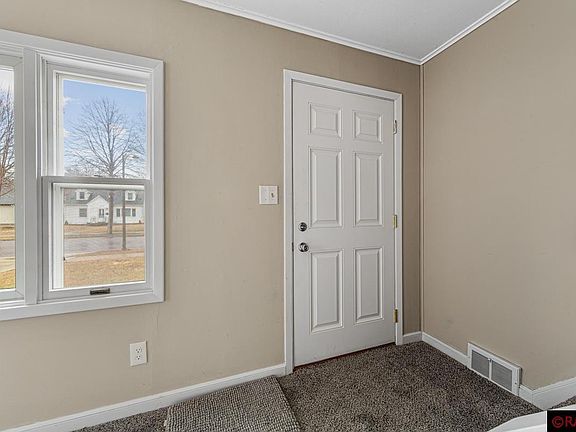 2nd image of 710 S Jefferson St