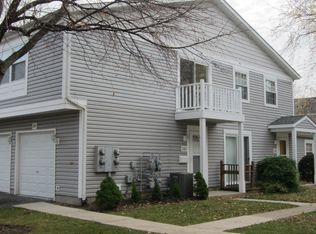 1207 Roth Ct, Wheeling, IL 60090