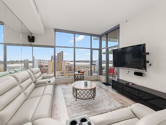 2nd image of 575 6th Ave Unit 1804
