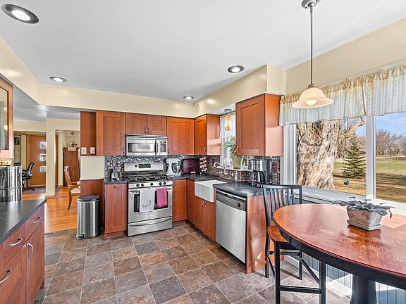 5th image of 60024 205th St