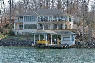 2nd image of 130 Woodlake Dr