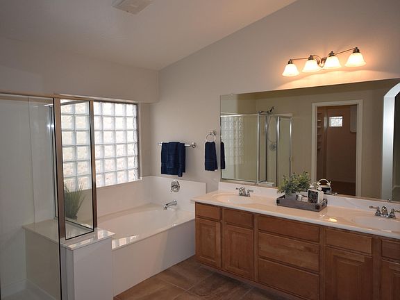 5th image of 47 W Red Mesa Trl