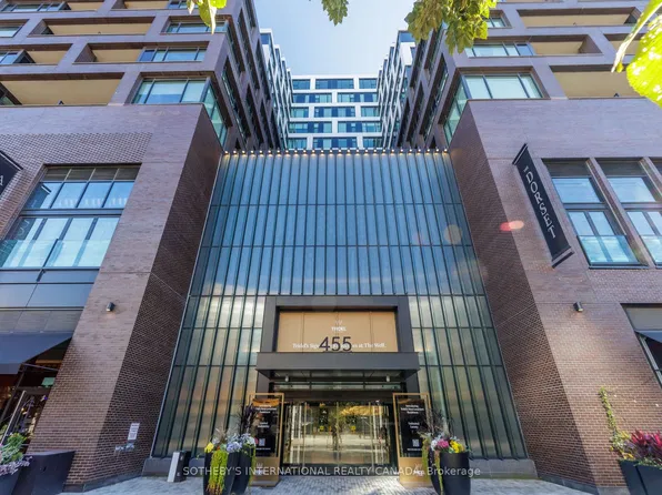 455 Wellington St W #706, Toronto, ON M5V 0V8