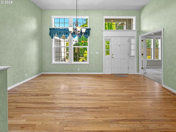 4th image of 1575 NE 58th Ct