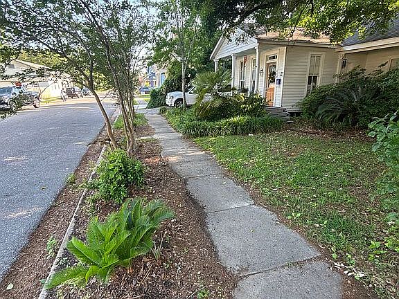 2nd image of 454 Chatham St