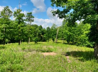 Bear Creek Rd, Oneida, TN 37841
