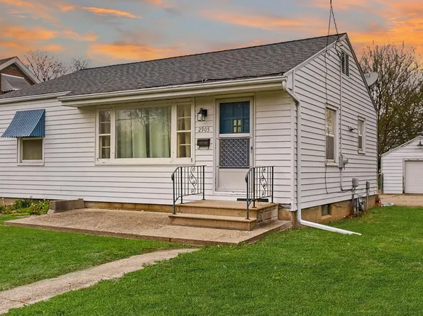 2905 W Kenwood Ave, West Peoria, IL 61604