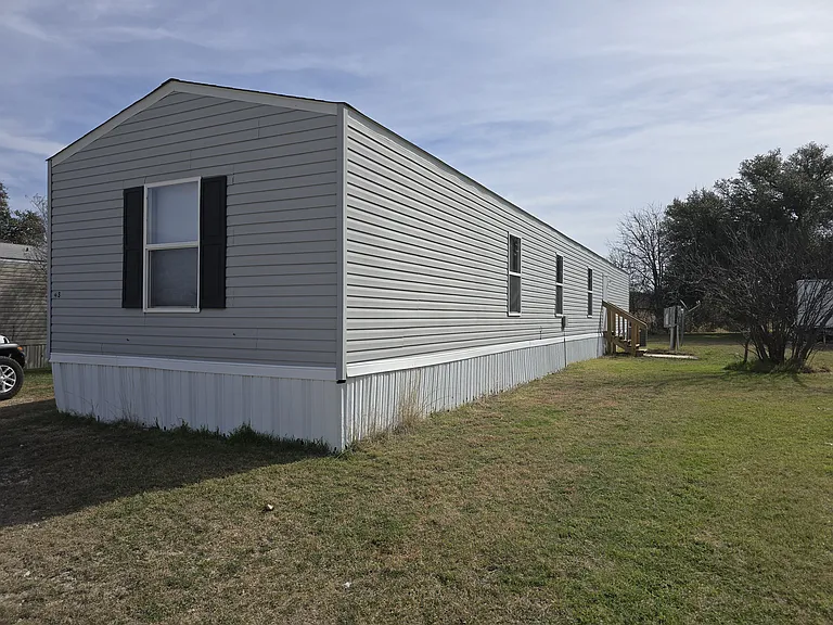 3310 Stephen F Austin Dr #43 — Photo 2