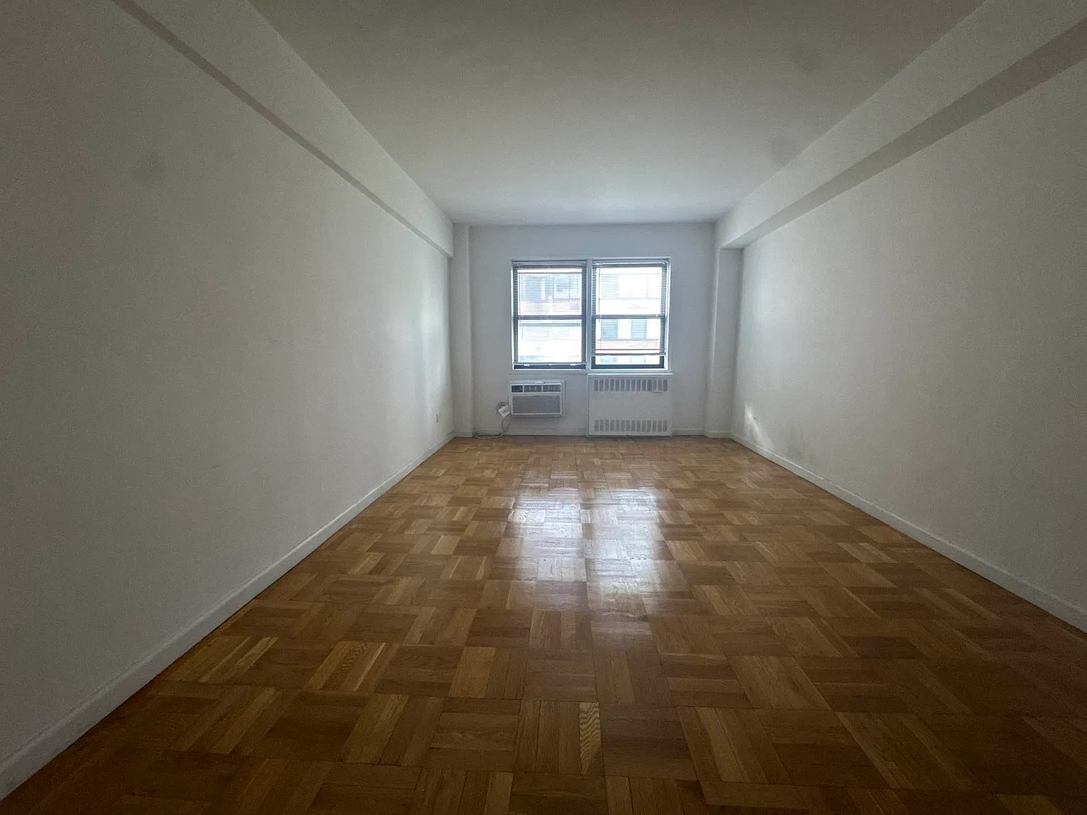 333 East 75th Street — Photo 3