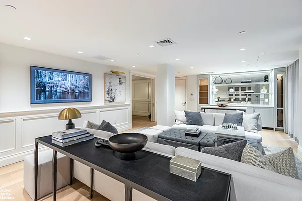 Rented by Brown Harris Stevens | media 24