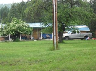 5480 Jewel Lake Rd, Sagle, ID 83860