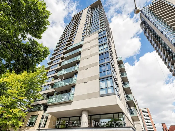 285 Mutual St #1108, Toronto, ON M4Y 3C5