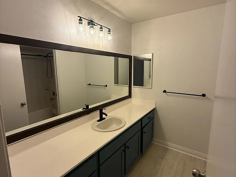 2212 Falcon Dr — Photo 32