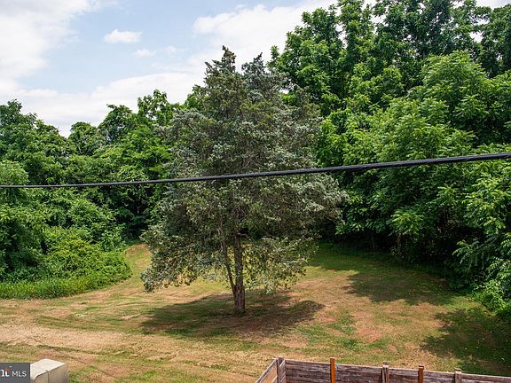 4th image of 276 Lafayette Dr
