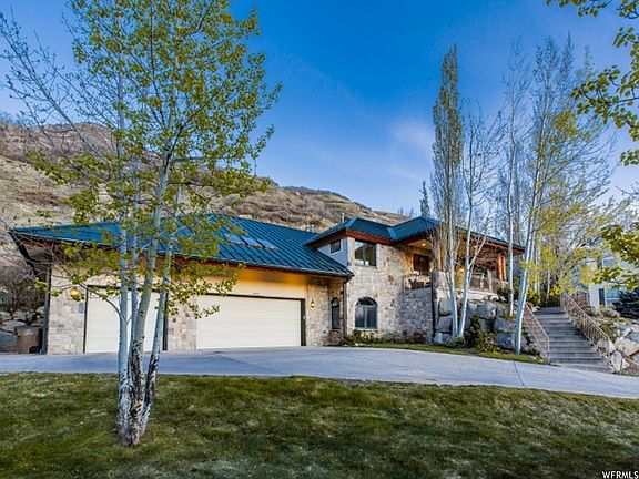 4th image of 2092 E Bear Mountain Dr