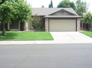 8019 Deer Lake Dr, Sacramento, CA