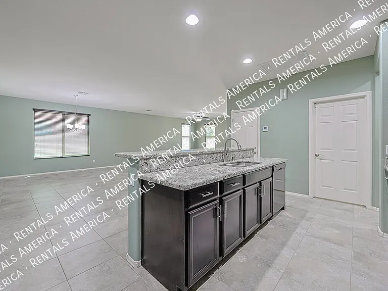 15611 W Westview Dr — Photo 11