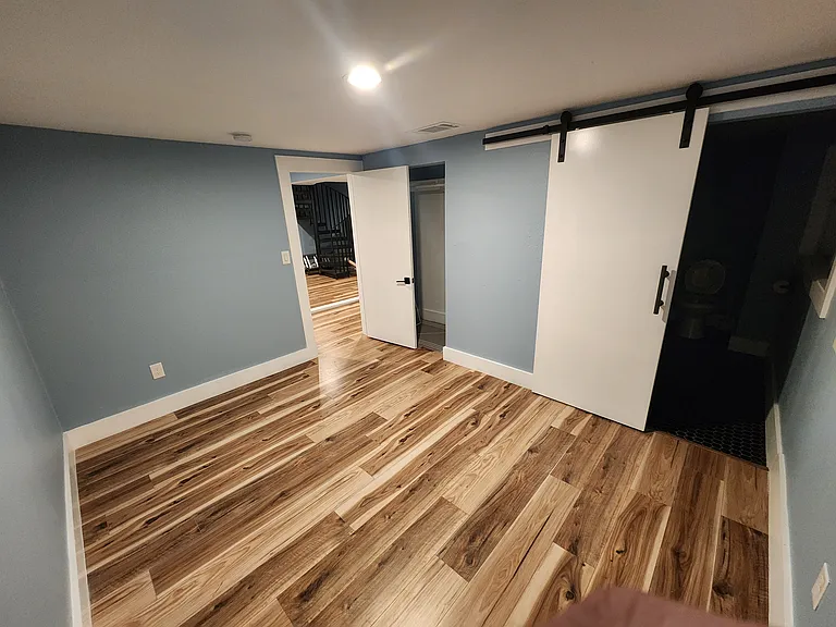 4504 Red River St #B — Photo 11