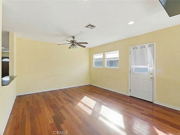 3rd image of 6545 Dos Rios Rd