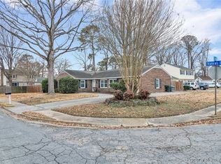 15 Valirey Dr, Hampton, VA 23669