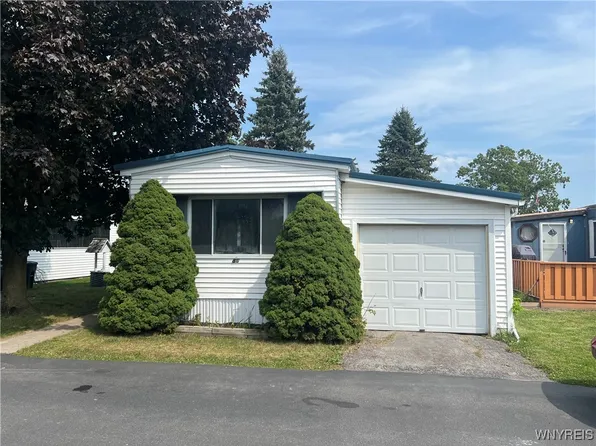 6035 S Transit Rd #86, Lockport, NY 14094
