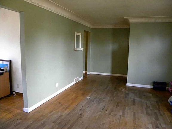 2nd image of 1502 Howard Ave