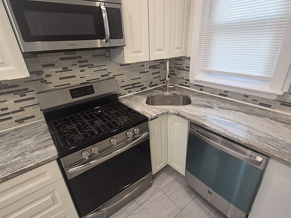 2nd image of 6010 N Lambert St