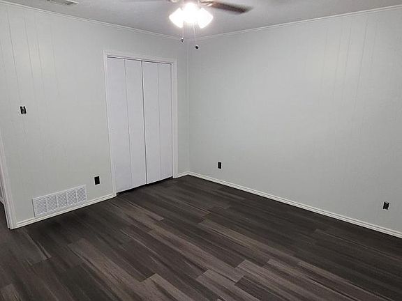 5th image of 215 E Trammell Ave #215TRAMMEL
