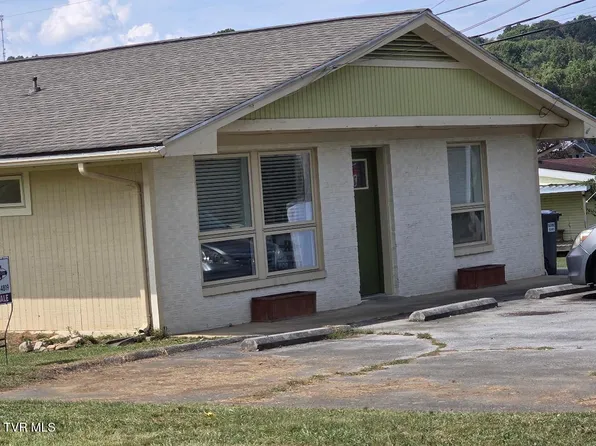 2600 State Line Rd, Elizabethton, TN 37643