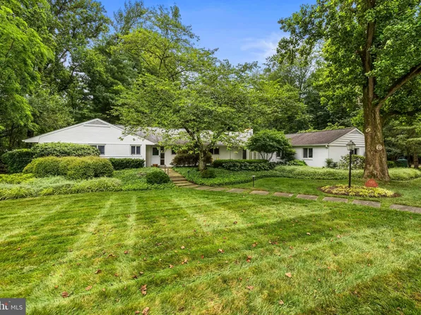 10815 Longacre Ln, Stevenson, MD 21153