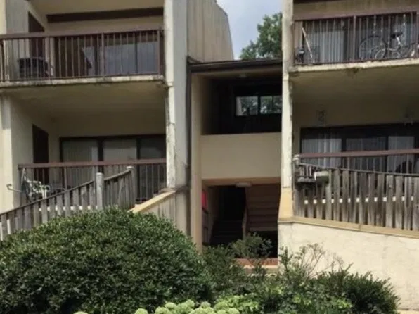 10105 Prince Pl APT 303-9C, Bowie, MD 20774