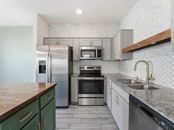 2146 W Harmont Dr, Phoenix, AZ 85021