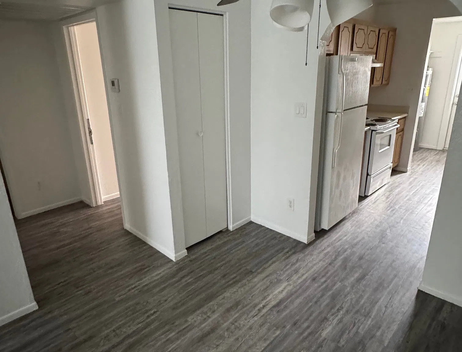 2 bed, 850 sqft, $1,295 — Photo 4