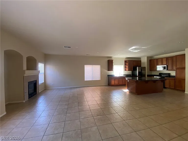 5980 Fidenza Ave — Photo 8