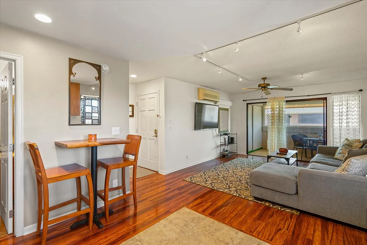 Building Photo - 1450 S Kihei Rd #G201
